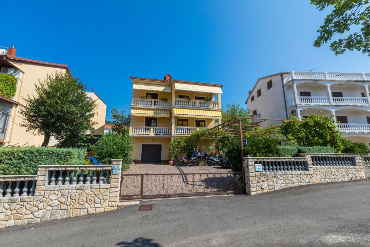 סלצה Apartman Laura מראה חיצוני תמונה
