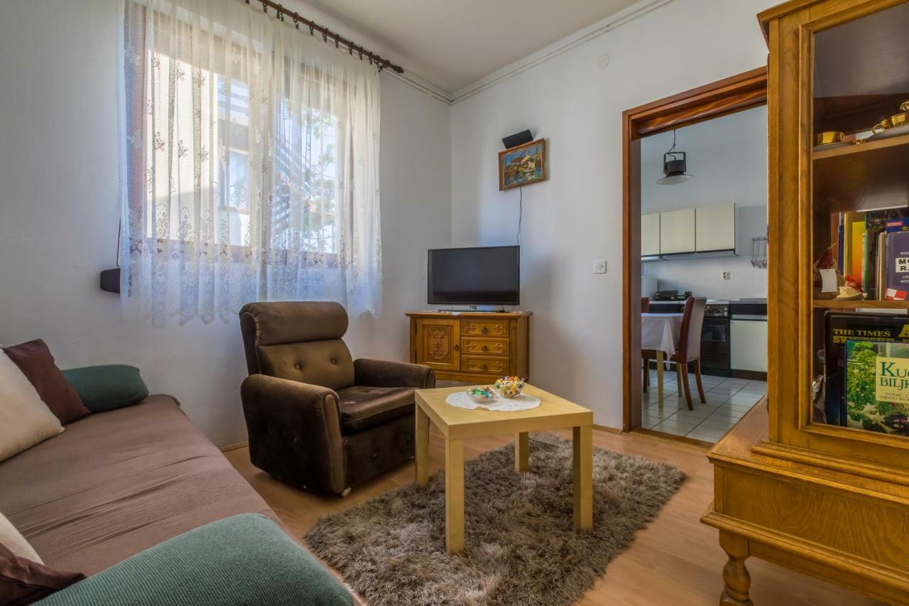סלצה Apartman Laura מראה חיצוני תמונה
